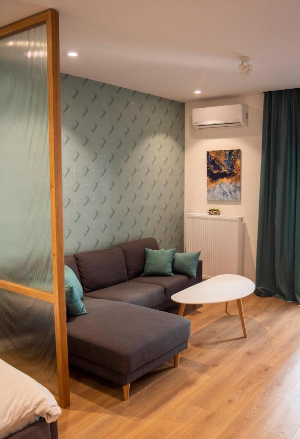 The Caravan Apartments Salonicco Esterno foto