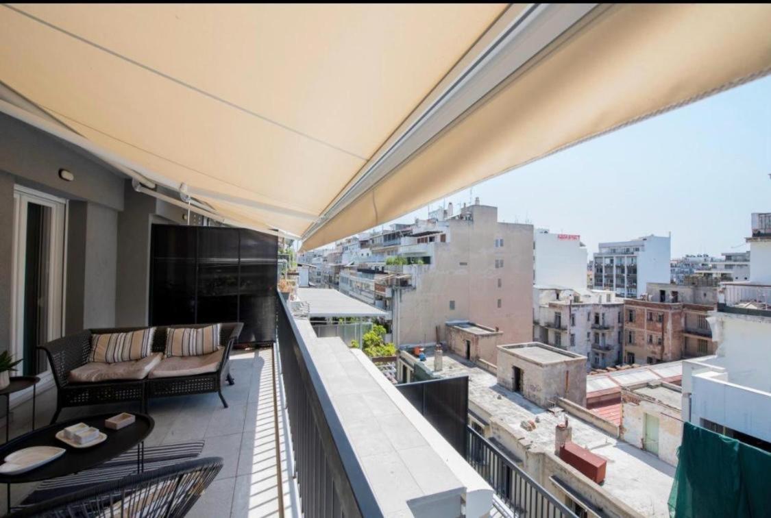The Caravan Apartments Salonicco Esterno foto